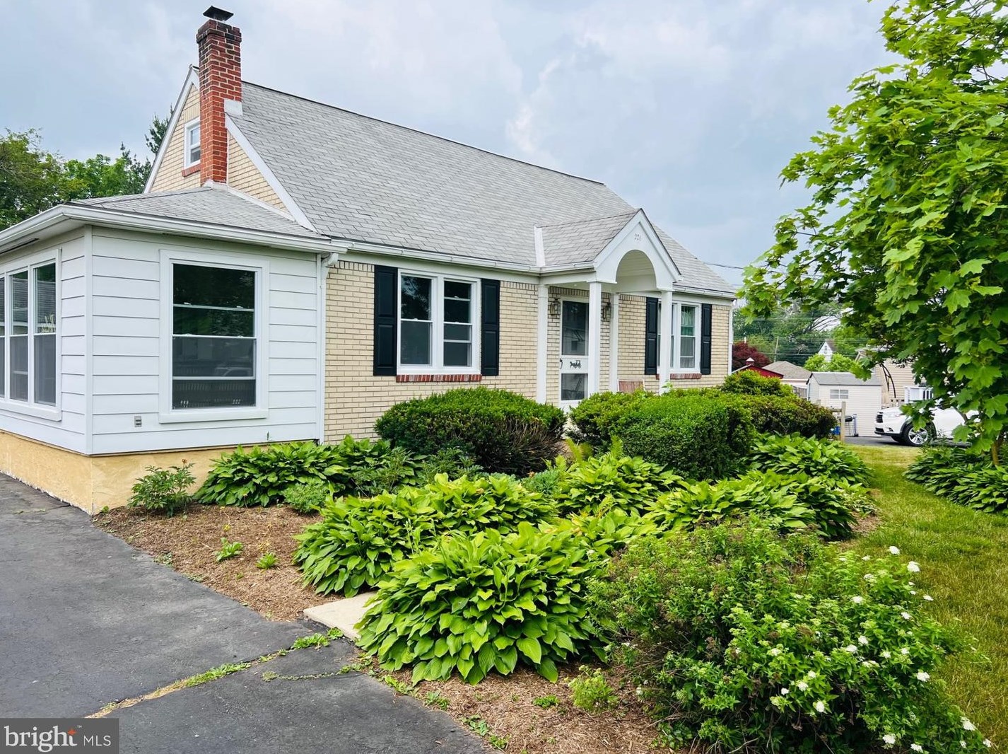226 Hause Ave, Pottstown PA  19464-2648 exterior