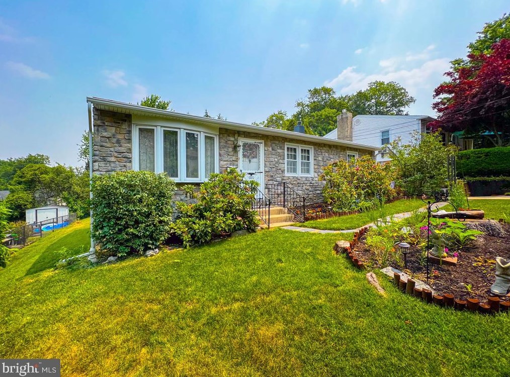 21 Fern, Willow Grove, PA 19090