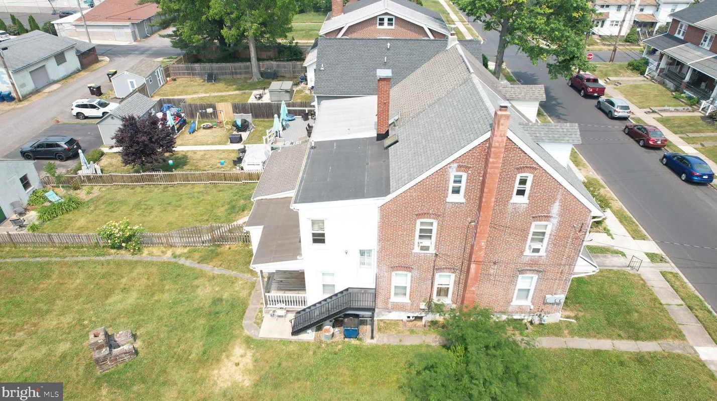 730 W 3rd St, Lansdale, PA 19446