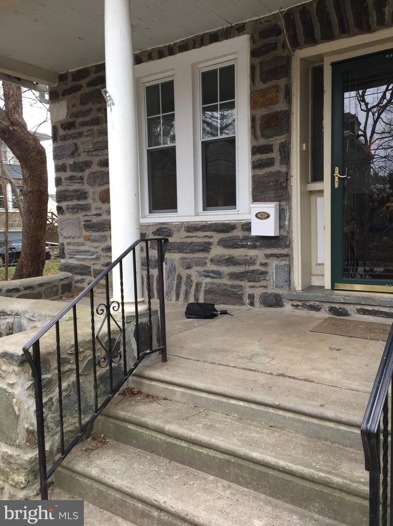 136 Upland Ter, Cynwyd, PA 19004