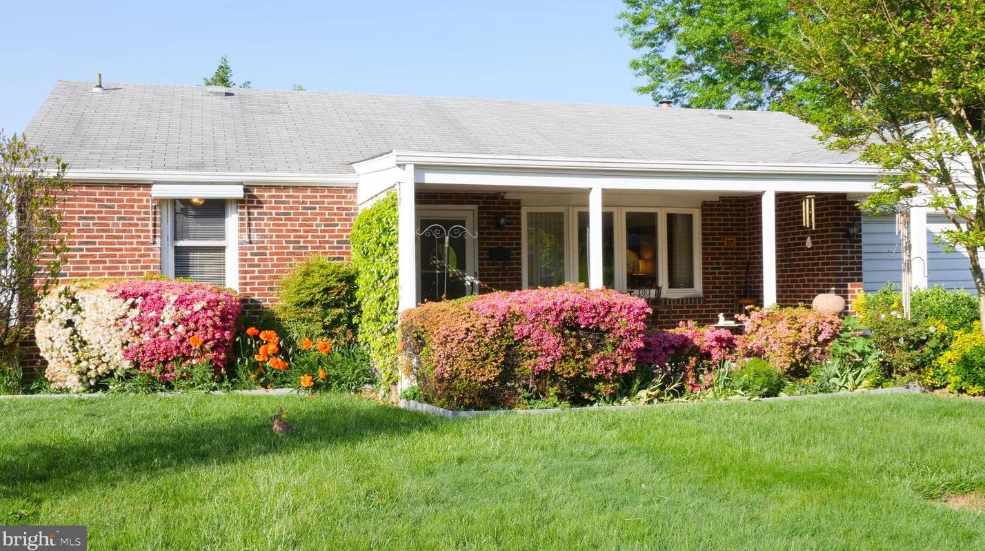 2935 Goentner Rd, Willow Grove, PA 19090