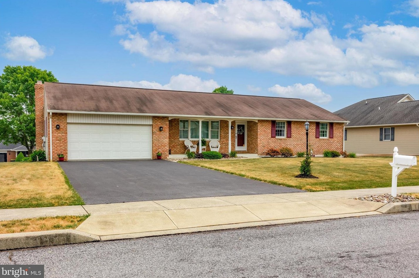 2580 Cherry Ct, Gilbertsville, PA 19525