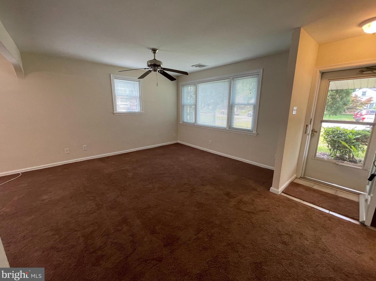 21 Brookside Rd, Ardsley, PA 19038