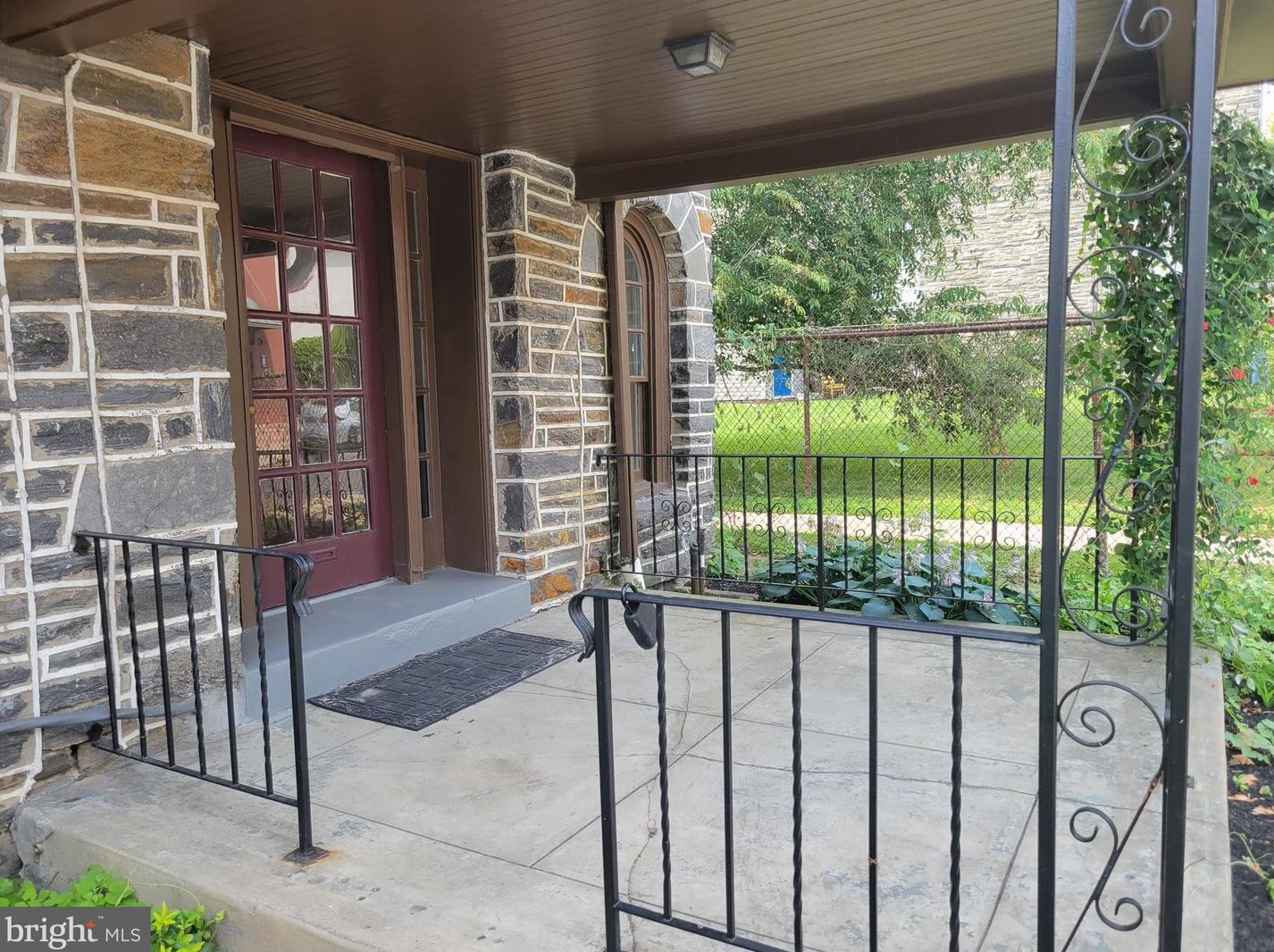20 W Athens Ave, Ardmore, PA 19003
