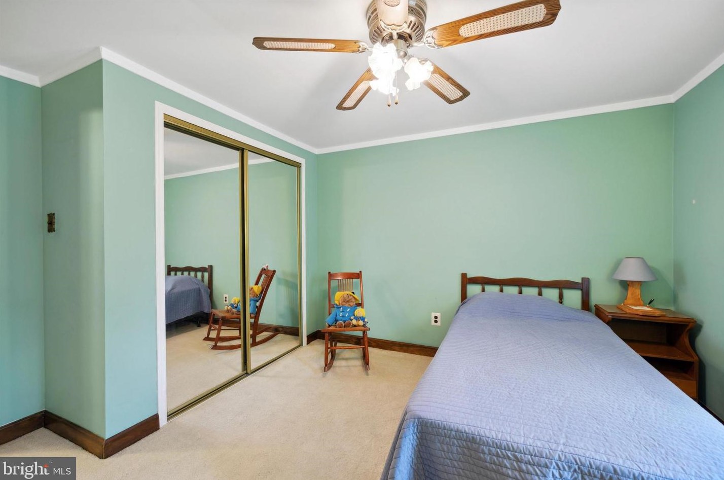 408 Livingston Ct, North Wales PA 19454-1030 exterior