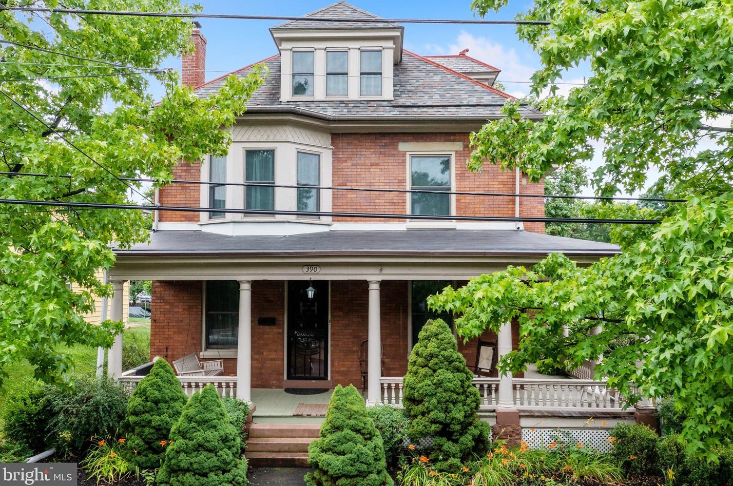 390 N Franklin St, Pottstown, PA 19464