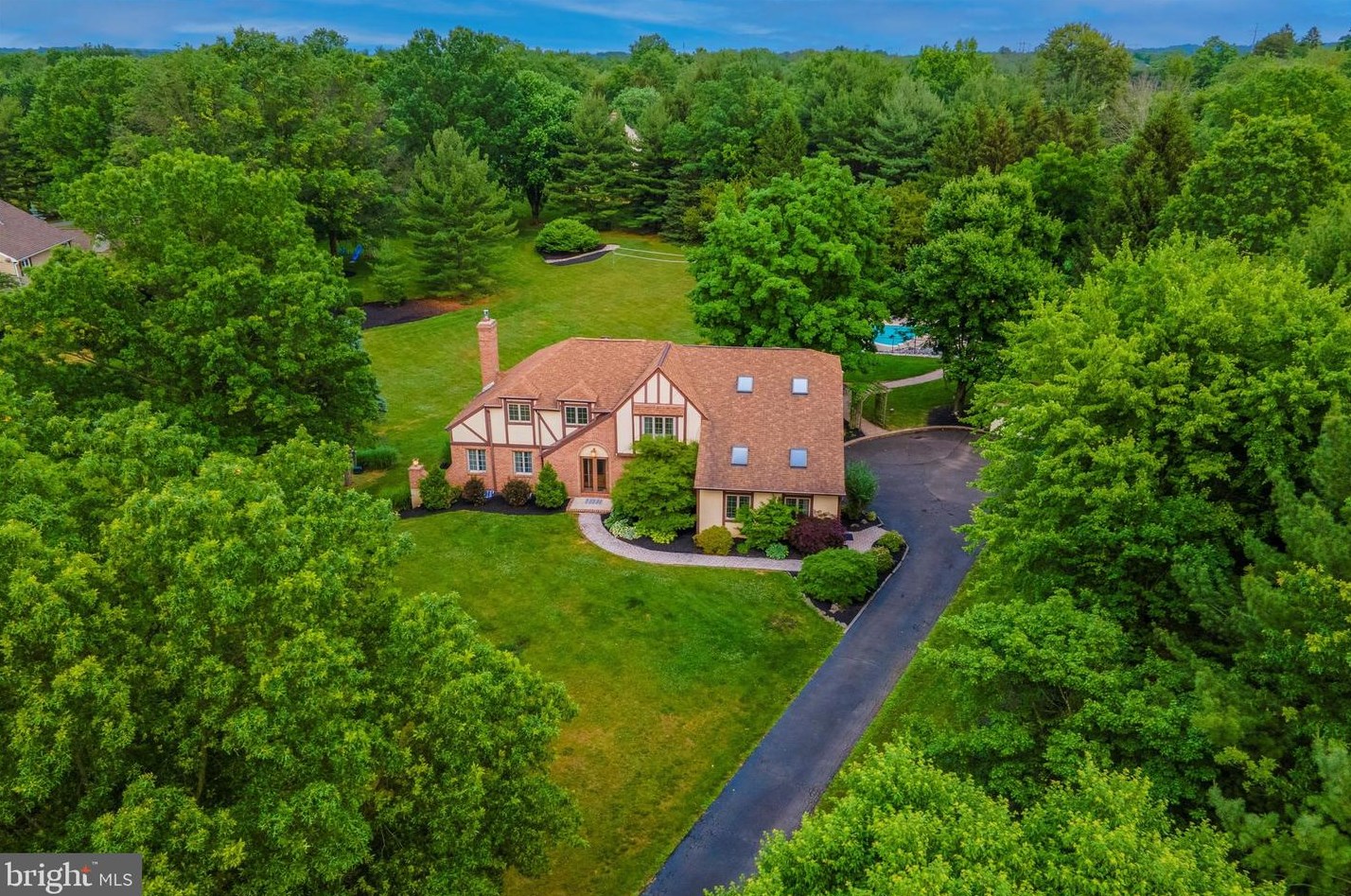 2451 Schlosser Rd, Harleysville, PA 19438