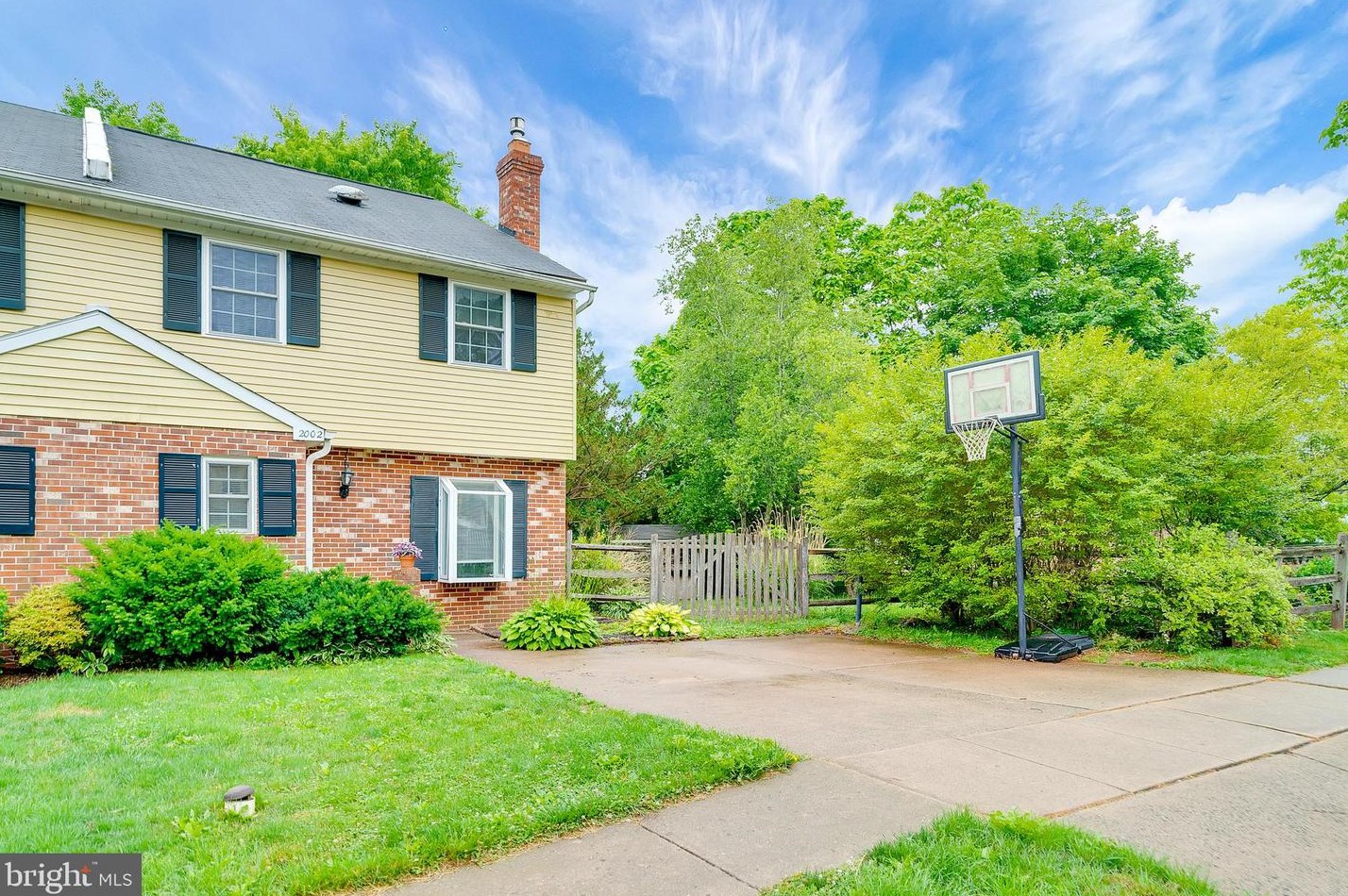 2002 Fort Bevon Rd, Harleysville, PA 19438