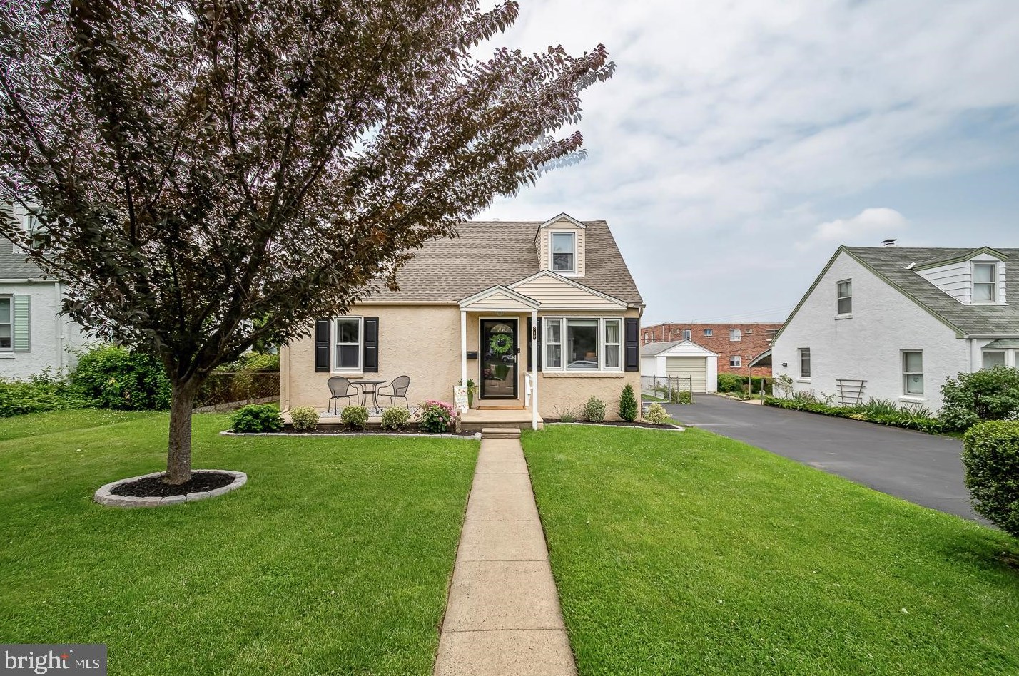917 Burke Ave, Meadowbrook, PA 19046-4104