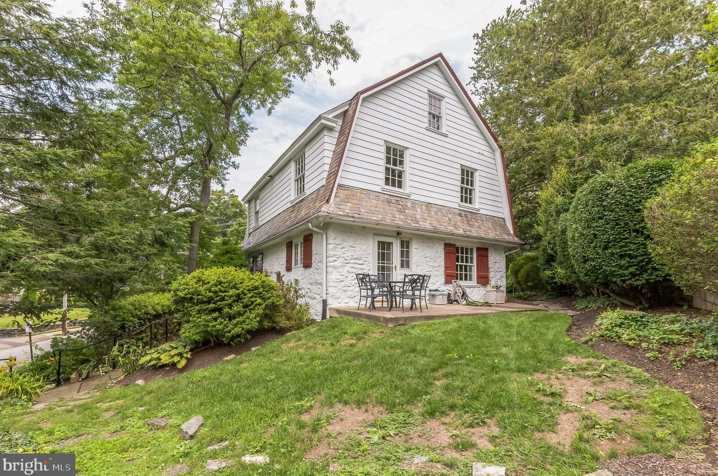 200 Smt Ave, Meadowbrook PA 19046-3110 exterior