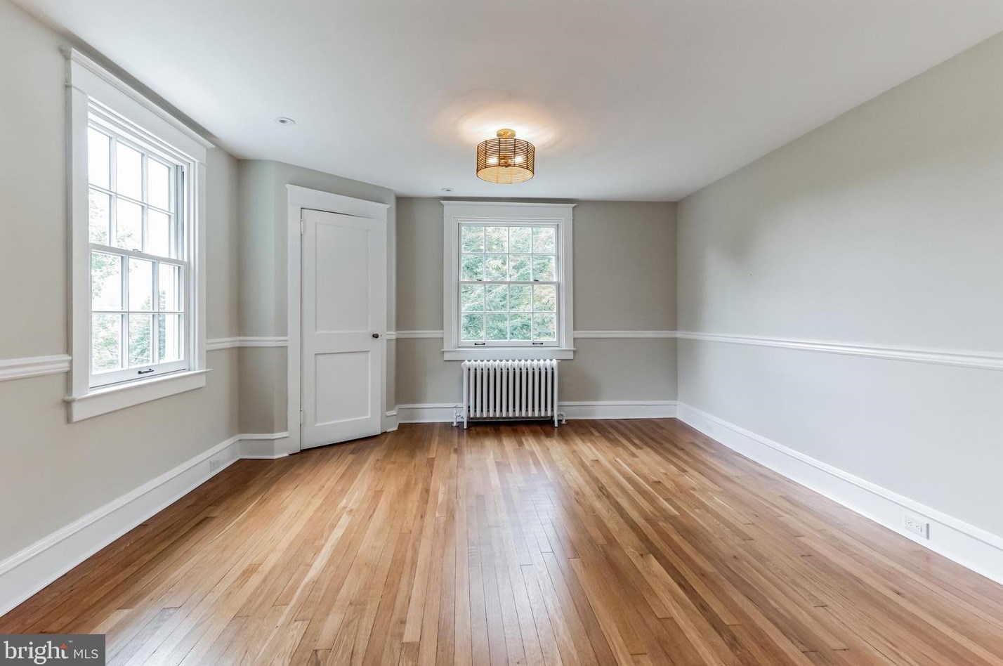 200 Smt Ave, Meadowbrook PA 19046-3110 exterior