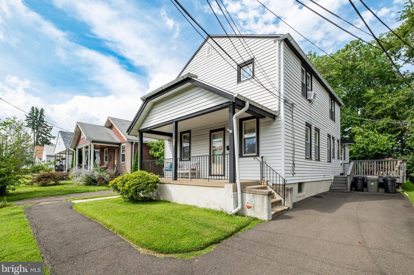 803 Burke Ave, Meadowbrook, PA 19046-4408