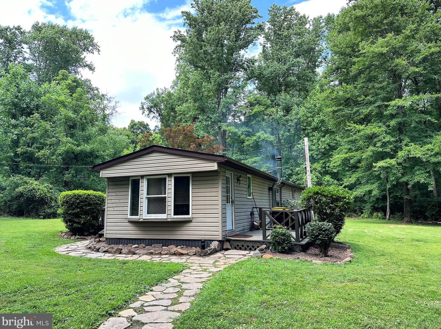 3033 Goezel Rd, Perkiomenville, PA 18074