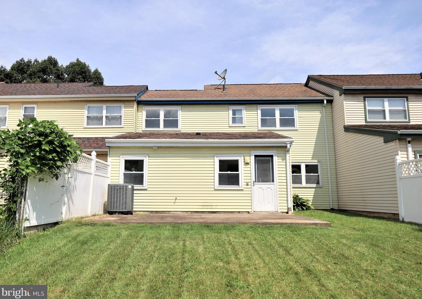 3 Beaver Hill Rd, Horsham, PA 19044-1722