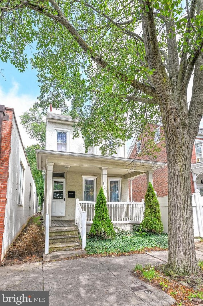 837 South St, Pottstown PA  19464-6019 exterior