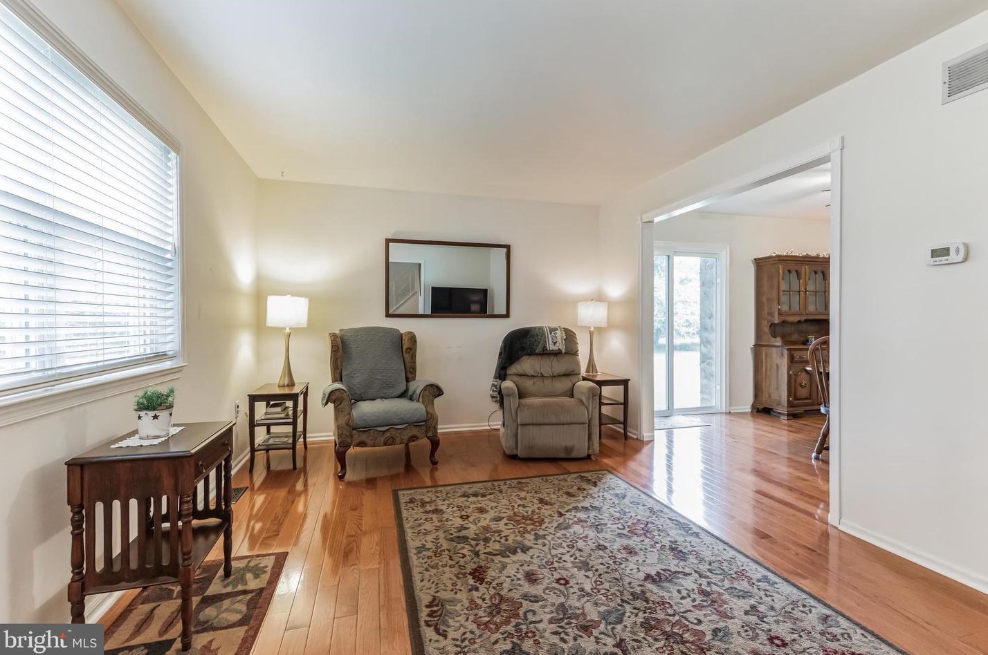 2964 Woodview Dr, Hatfield, PA 19440-2040