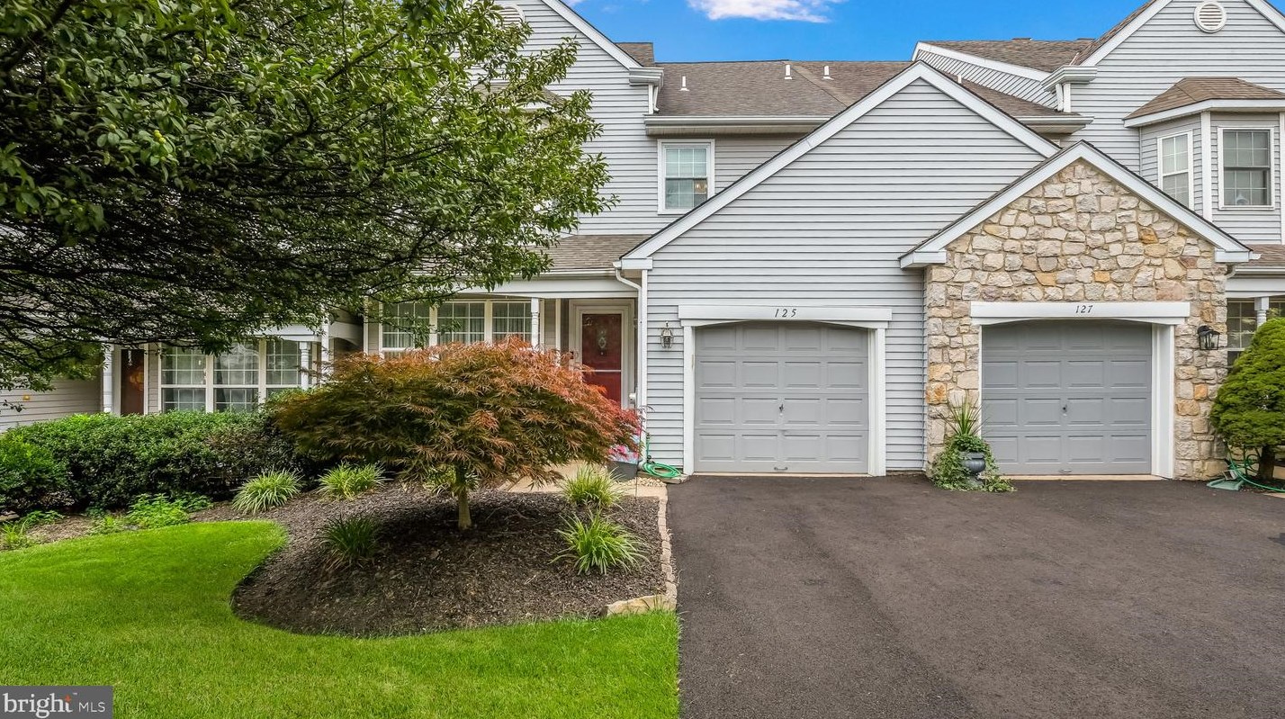 125 Steeplechase Dr, North Wales, PA 19454-4238