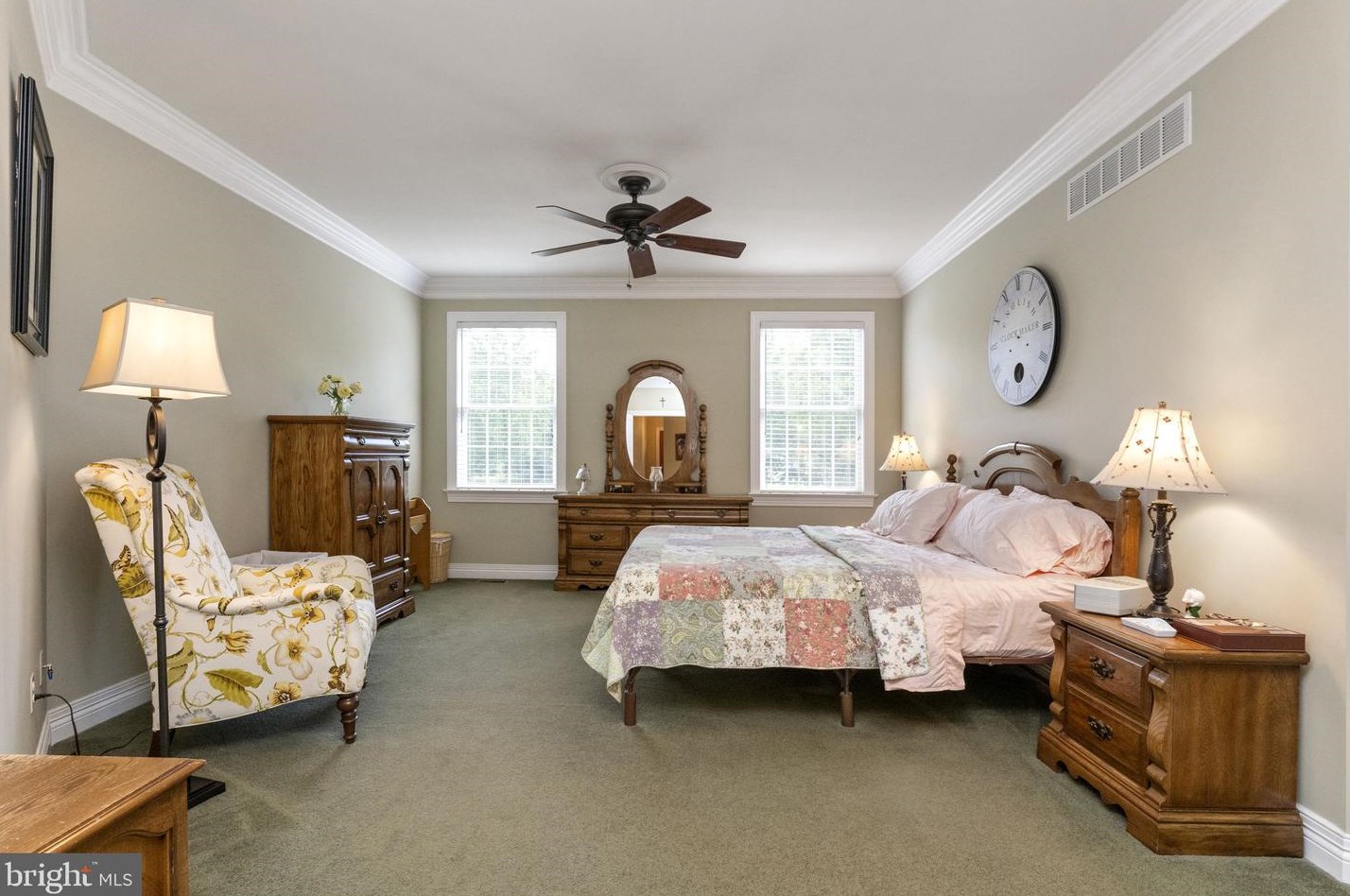 101 Gift Cir, North Wales PA 19454-1217 exterior