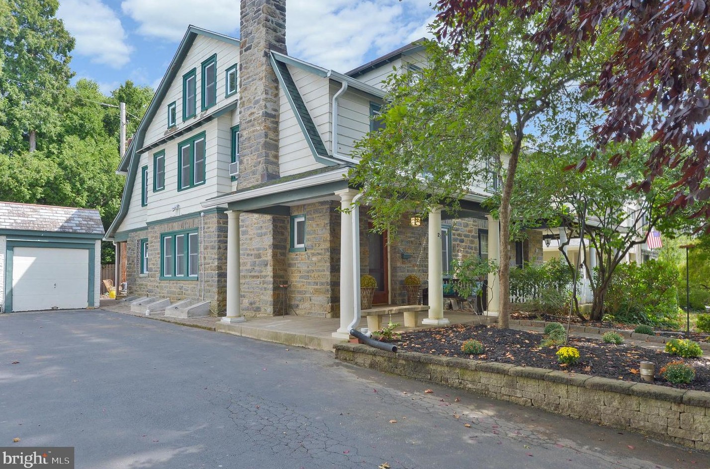 211 Lantwyn Ln, Penn Valley, PA 19072-2005