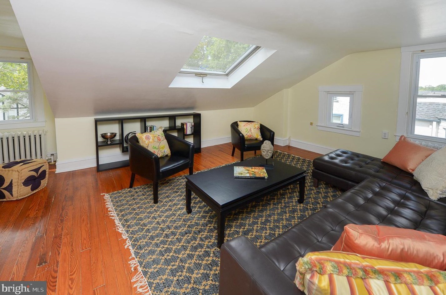 211 Lantwyn Ln, Penn Valley PA  19072-2005 exterior