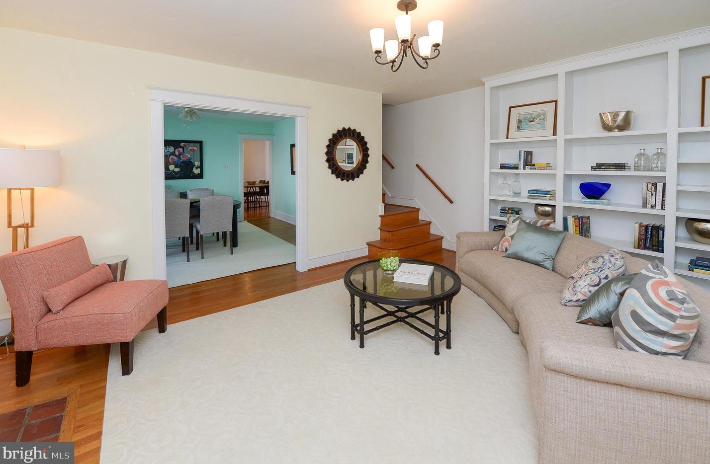 211 Lantwyn Ln, Penn Valley PA  19072-2005 exterior