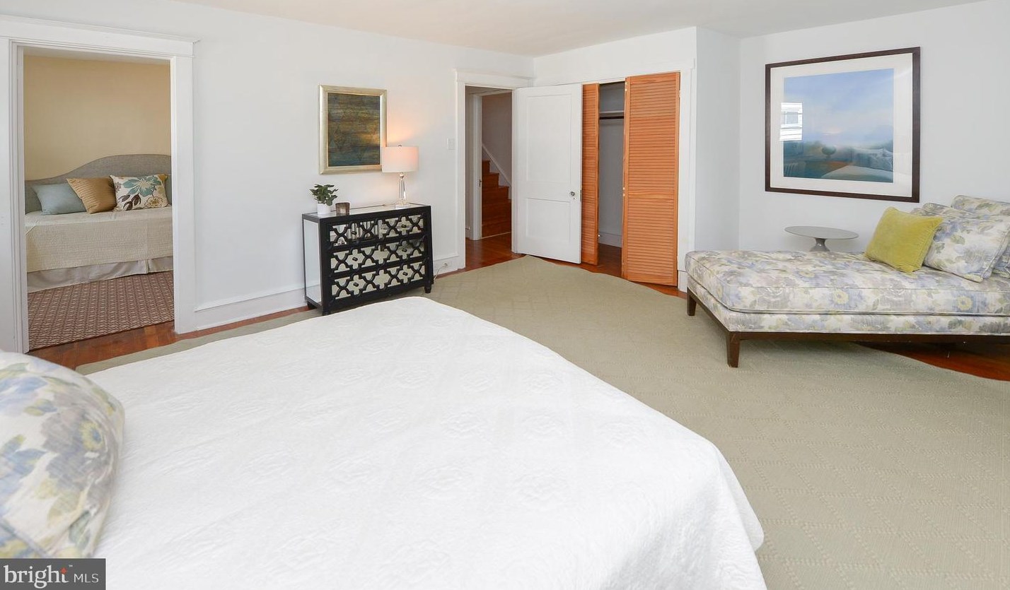 211 Lantwyn Ln, Penn Valley PA  19072-2005 exterior