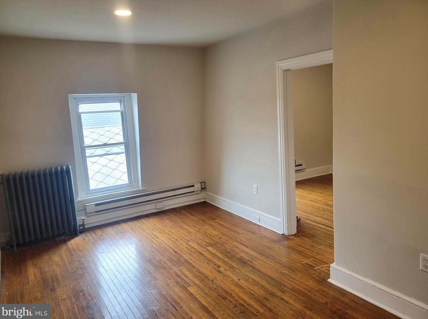 351 N Charlotte St Apt 8, Pottstown, PA 19464
