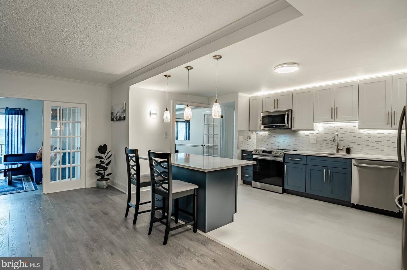 21130 Valley Forge Cir, Norristown, PA 19406