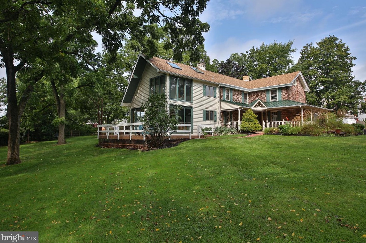 52 W Hancock St, Lansdale, PA 19446