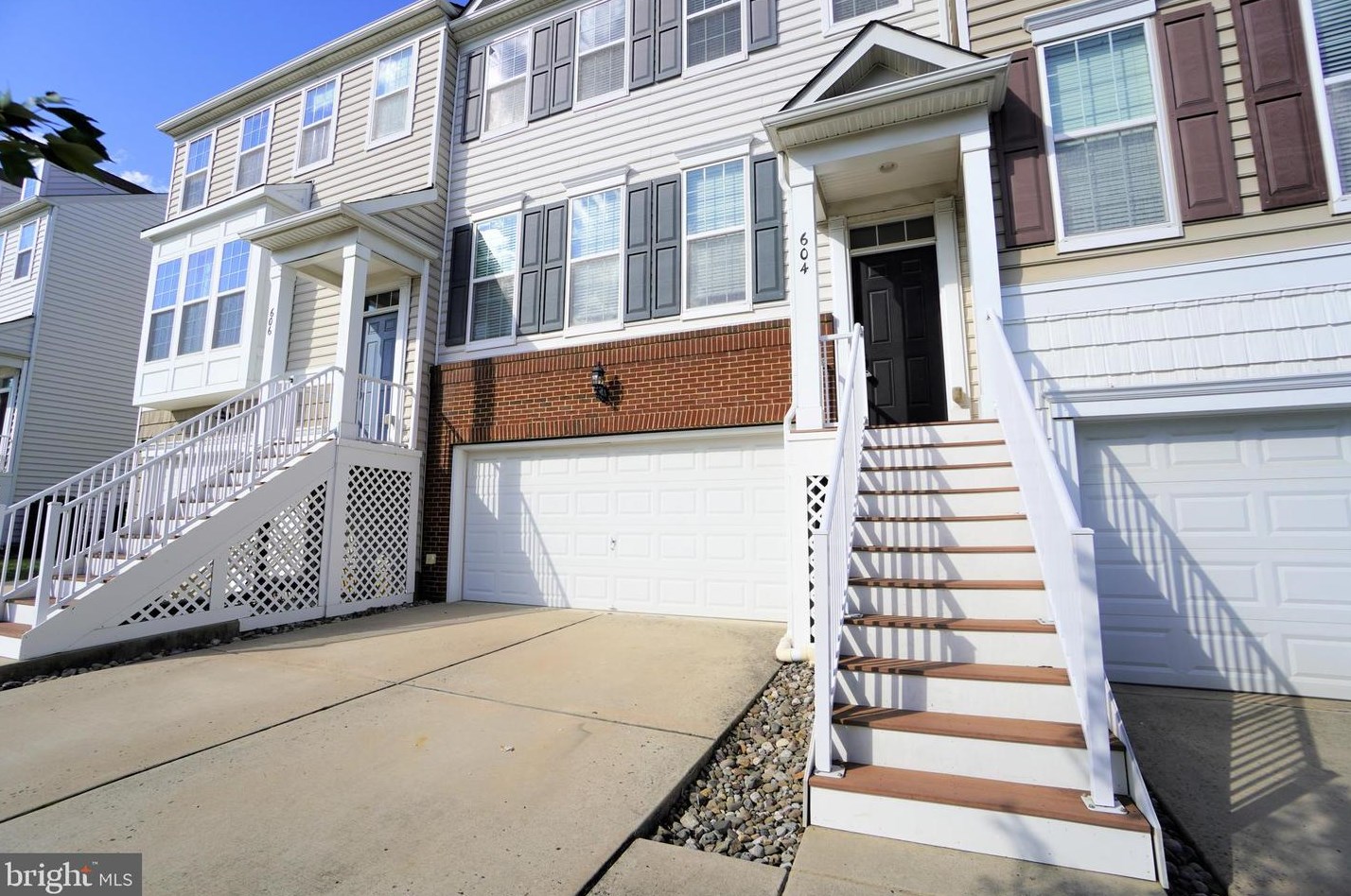 604 Ellison Dr, North Wales, PA 19454