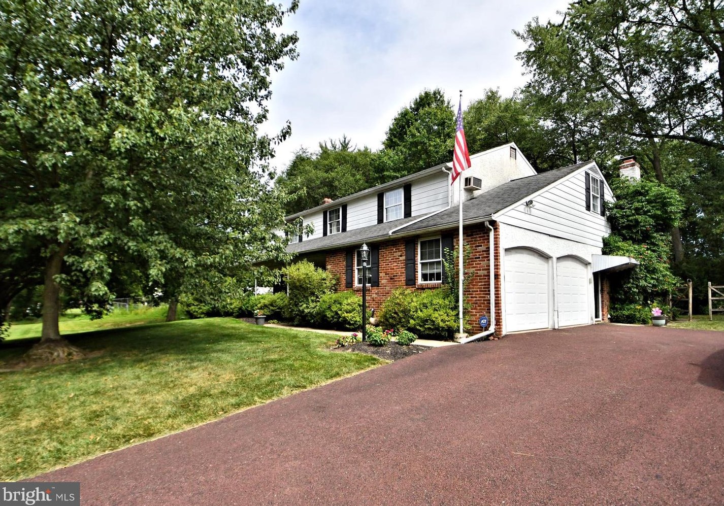 107 Greenbriar Rd, Lansdale, PA 19446