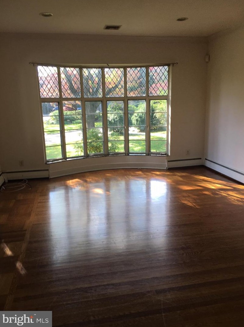 235 Brydon Rd, Penn Wynne, PA 19096-3306