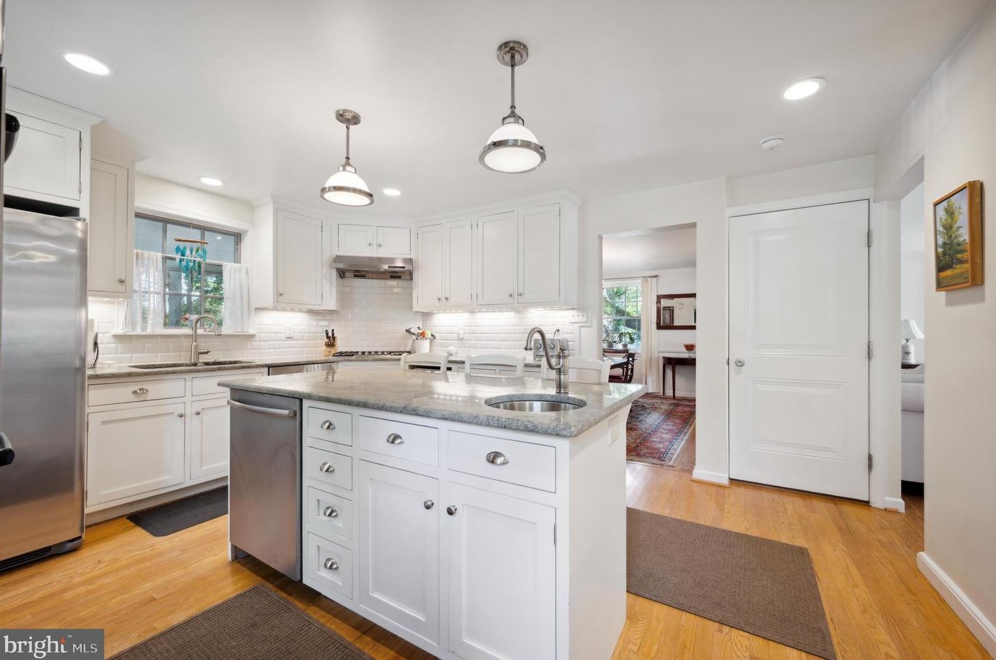 705 Avondale Rd, Ardsley, PA 19038-7336