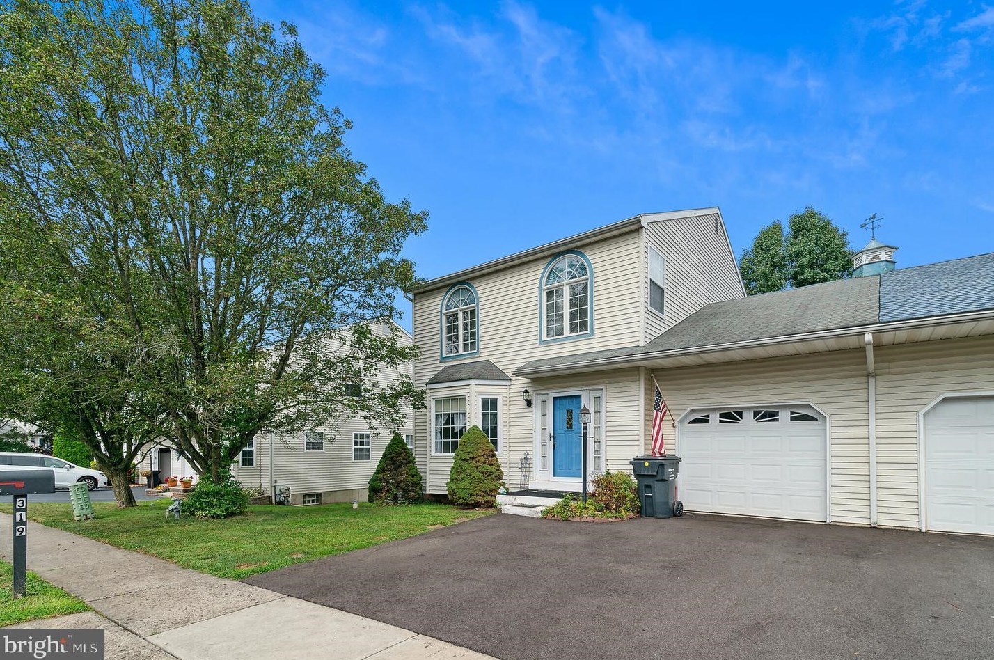 319 Aronimink Dr, Limerick, PA 19468