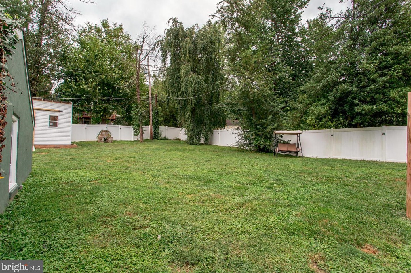 540 Baeder Rd, Meadowbrook PA  19046-1554 exterior