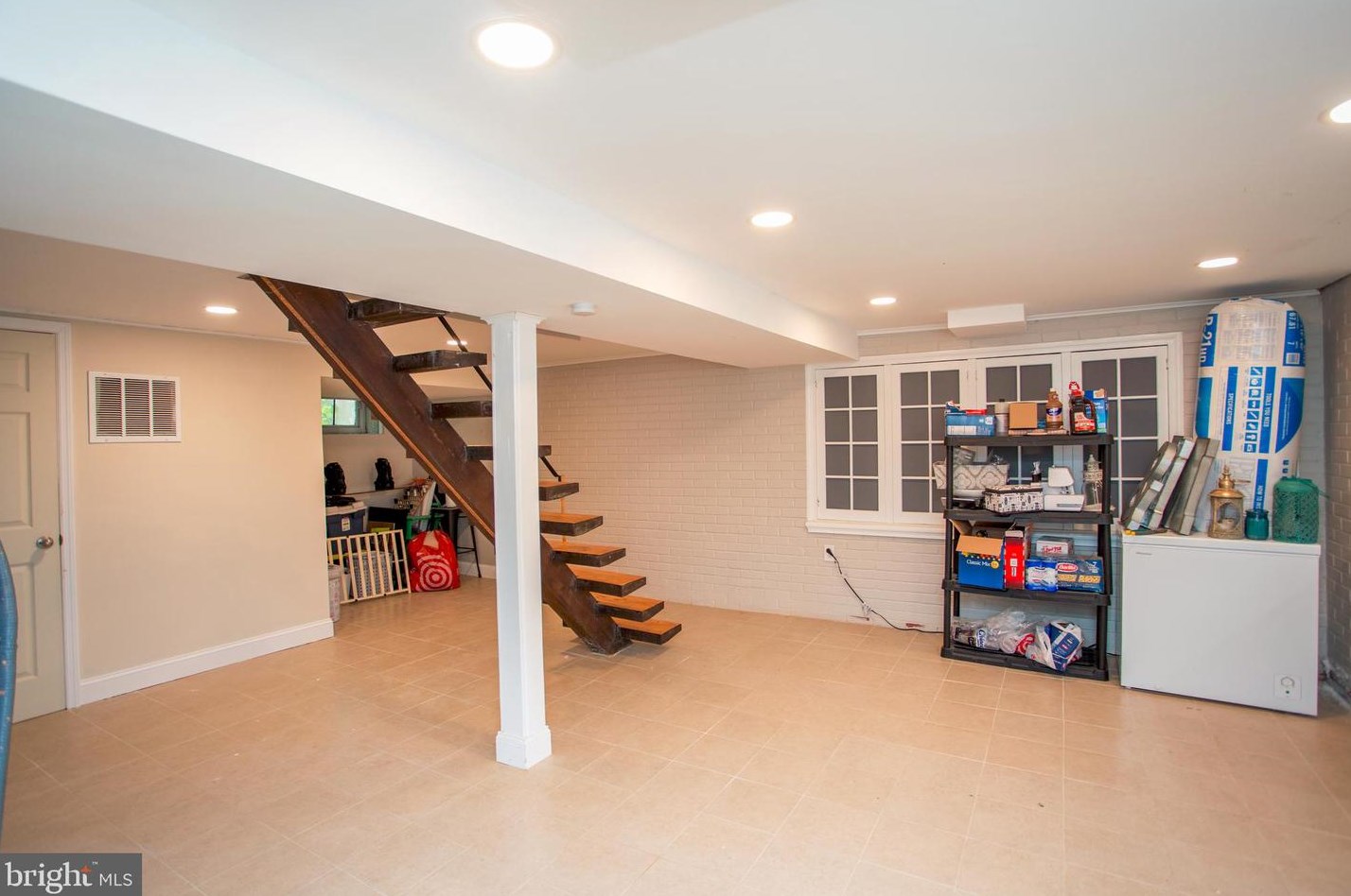 540 Baeder Rd, Meadowbrook PA  19046-1554 exterior