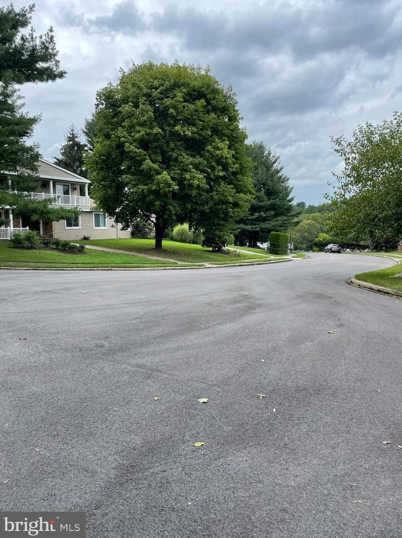 8701 Carlisle Rd, Ardsley, PA 19038