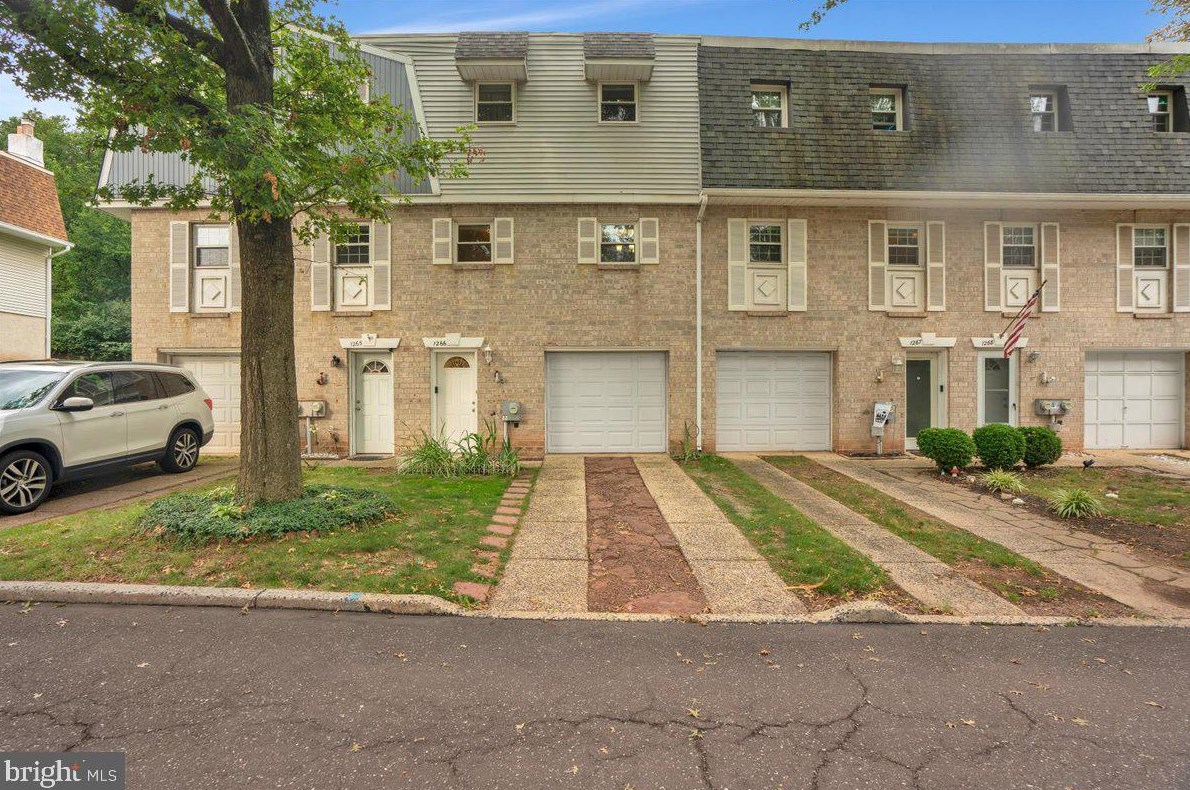 1266 Village, Pottstown, PA 19464