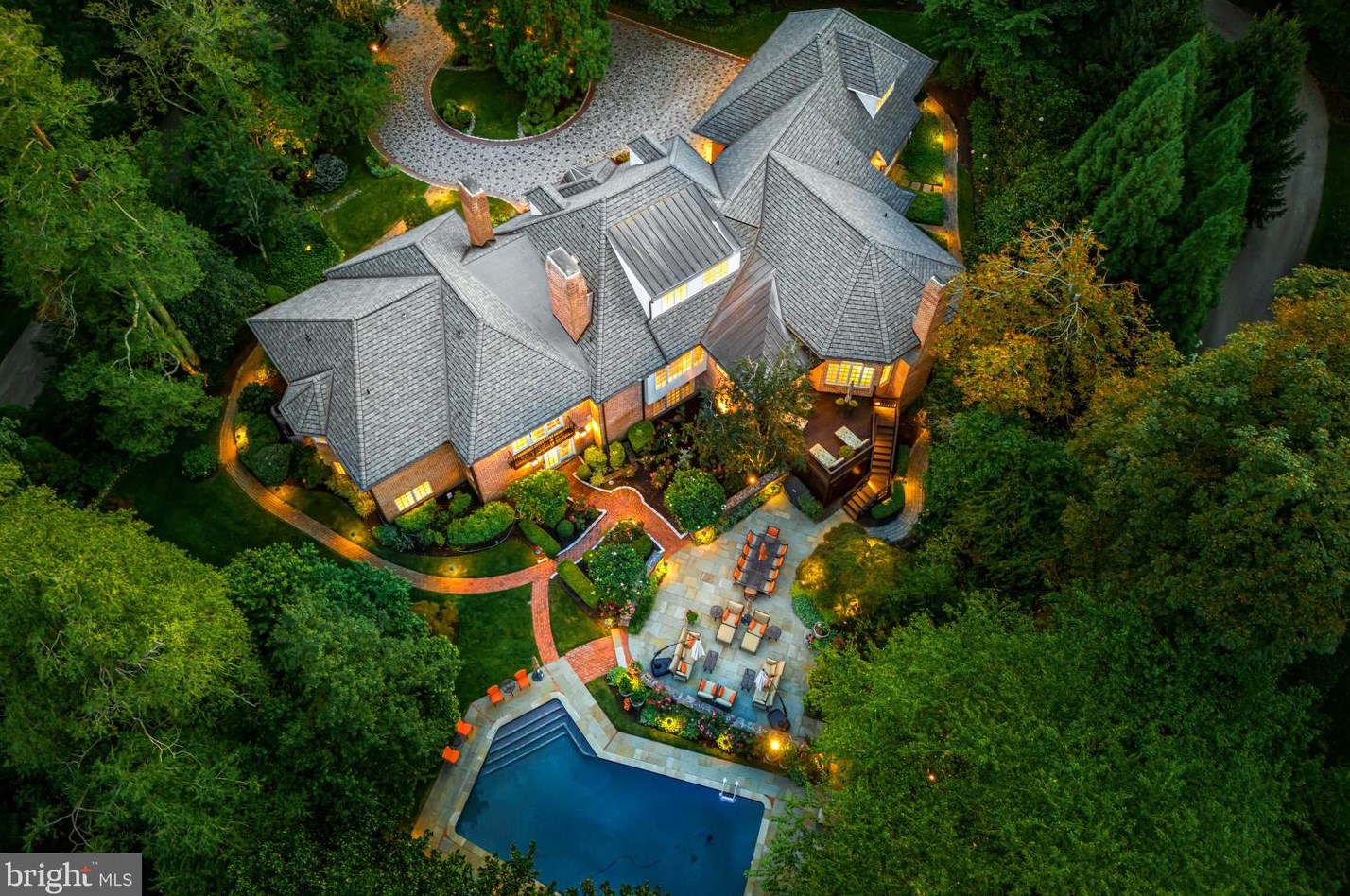 240 Cuylers Ln, Haverford, PA 19041
