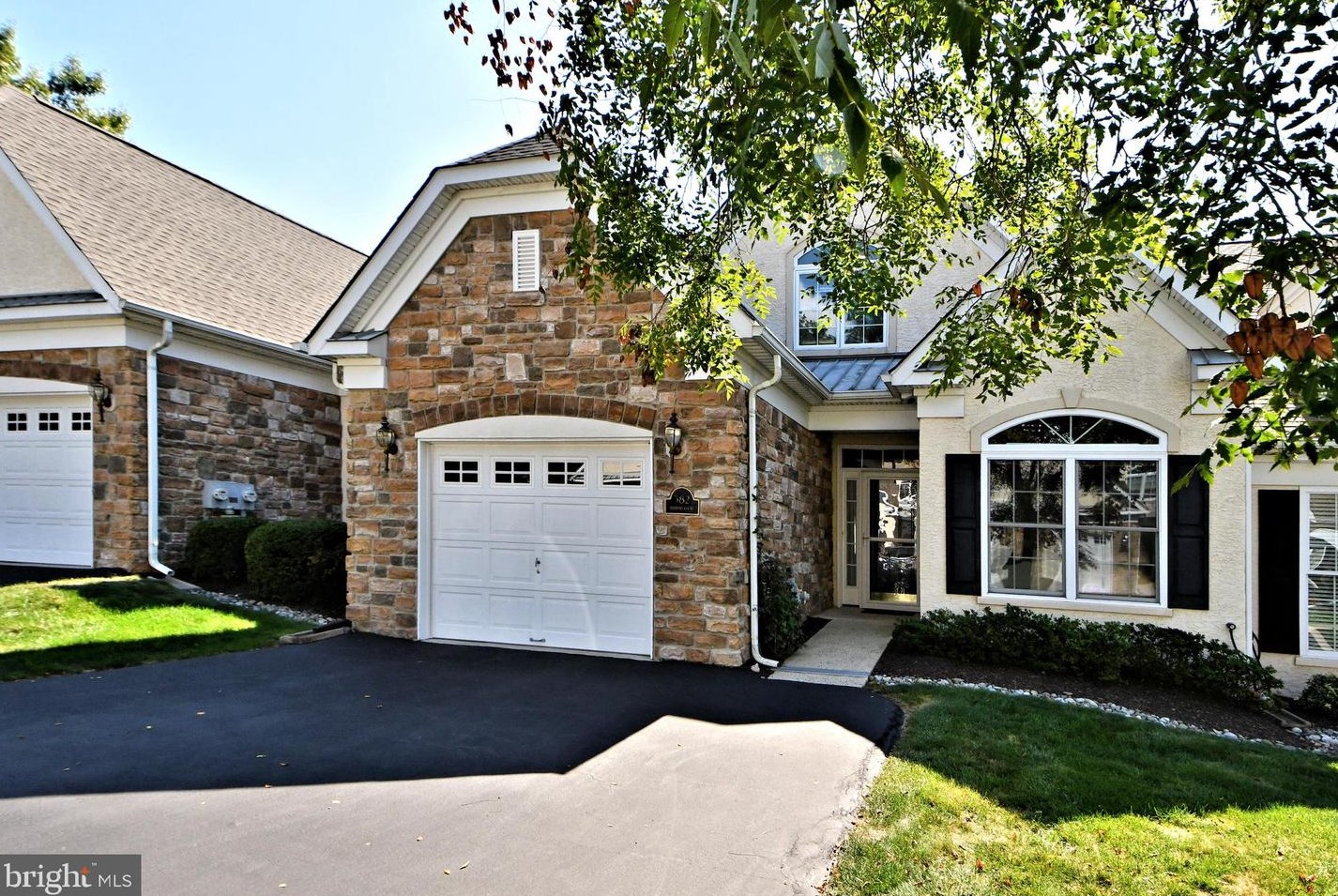 382 Brittany Ct, Souderton, PA 18964