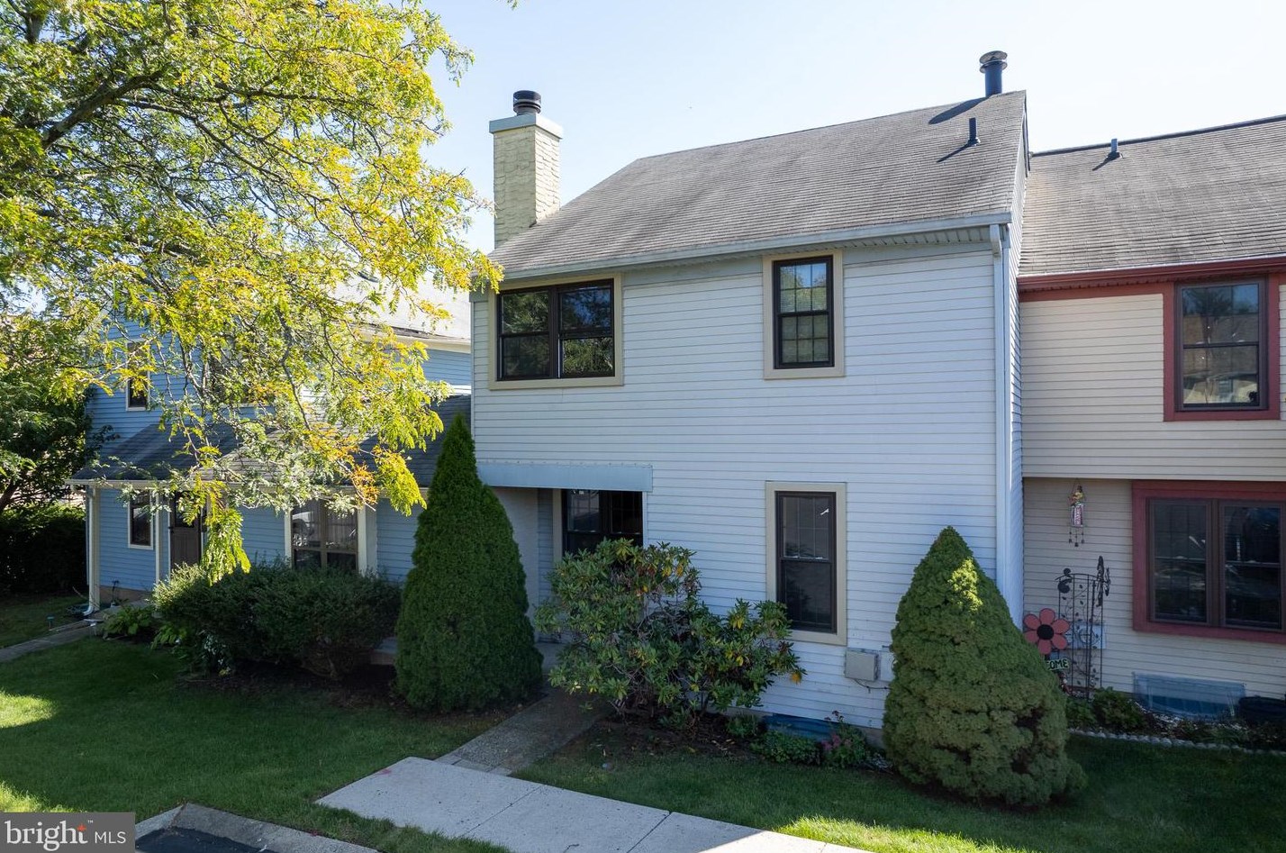 204 Hopkins Ct, North Wales, PA 19454-1024