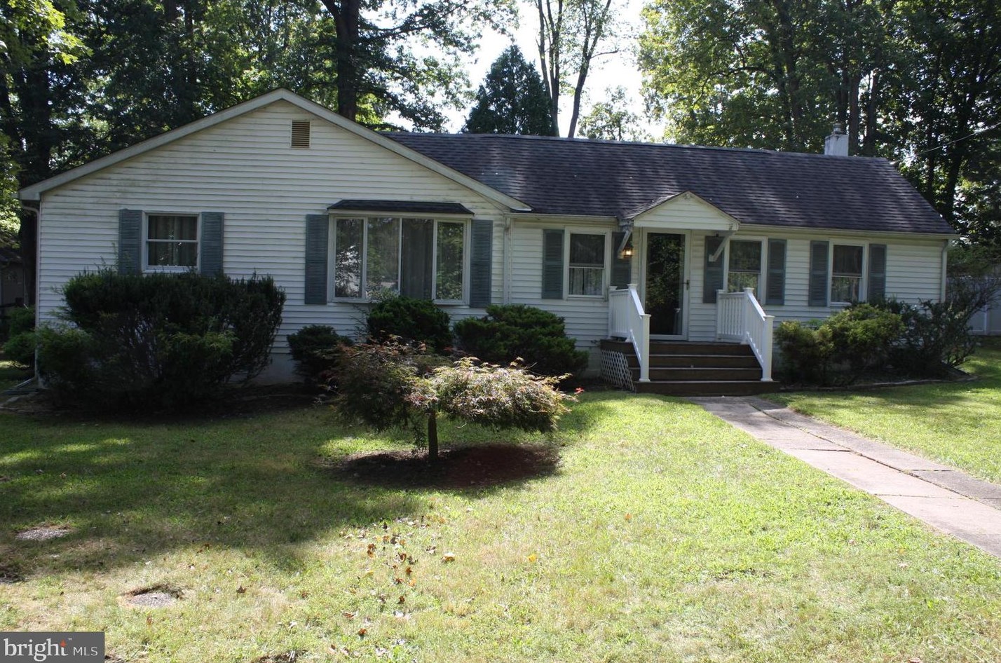 122 Towamencin Ave, Hatfield, PA 19440-3019