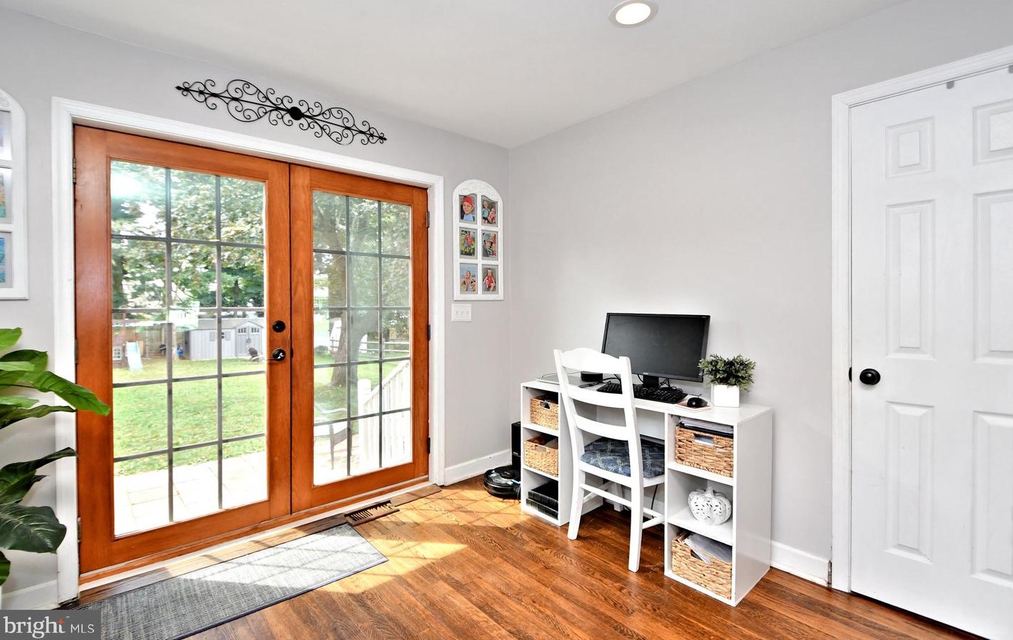 234 10 St, North Wales PA 19454-3019 exterior