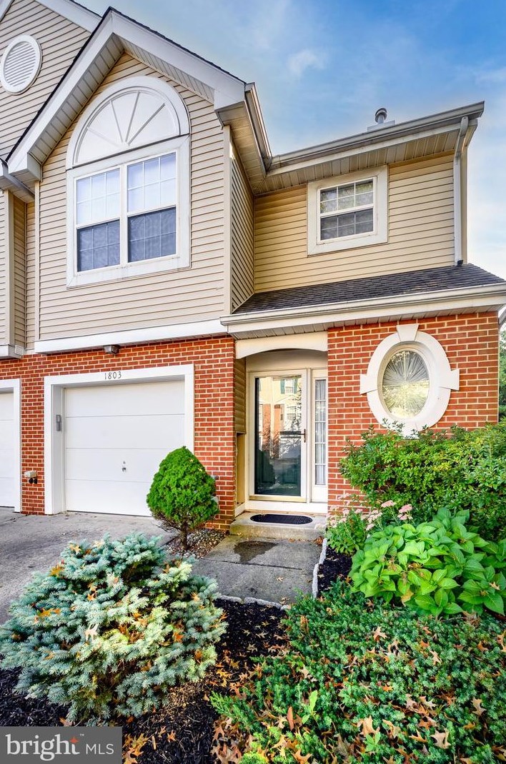 1803 Harvard Dr, North Wales, PA 19454-3774