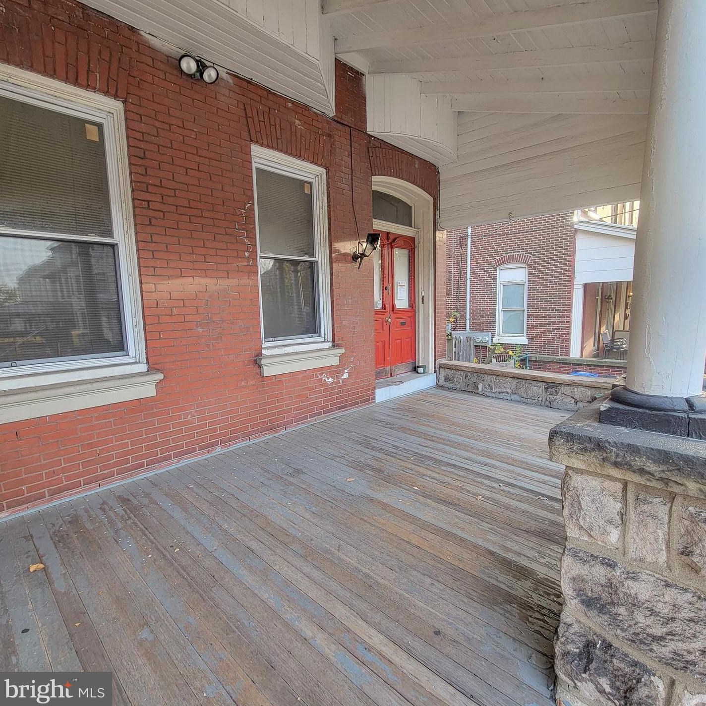629 Main St, Norristown, PA 19401-5122