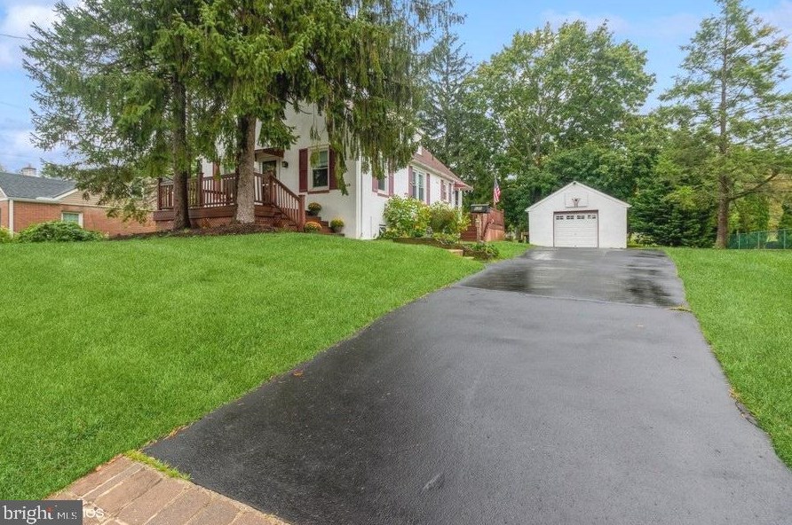 635 Jackson Ave, Ardsley, PA 19038-2507