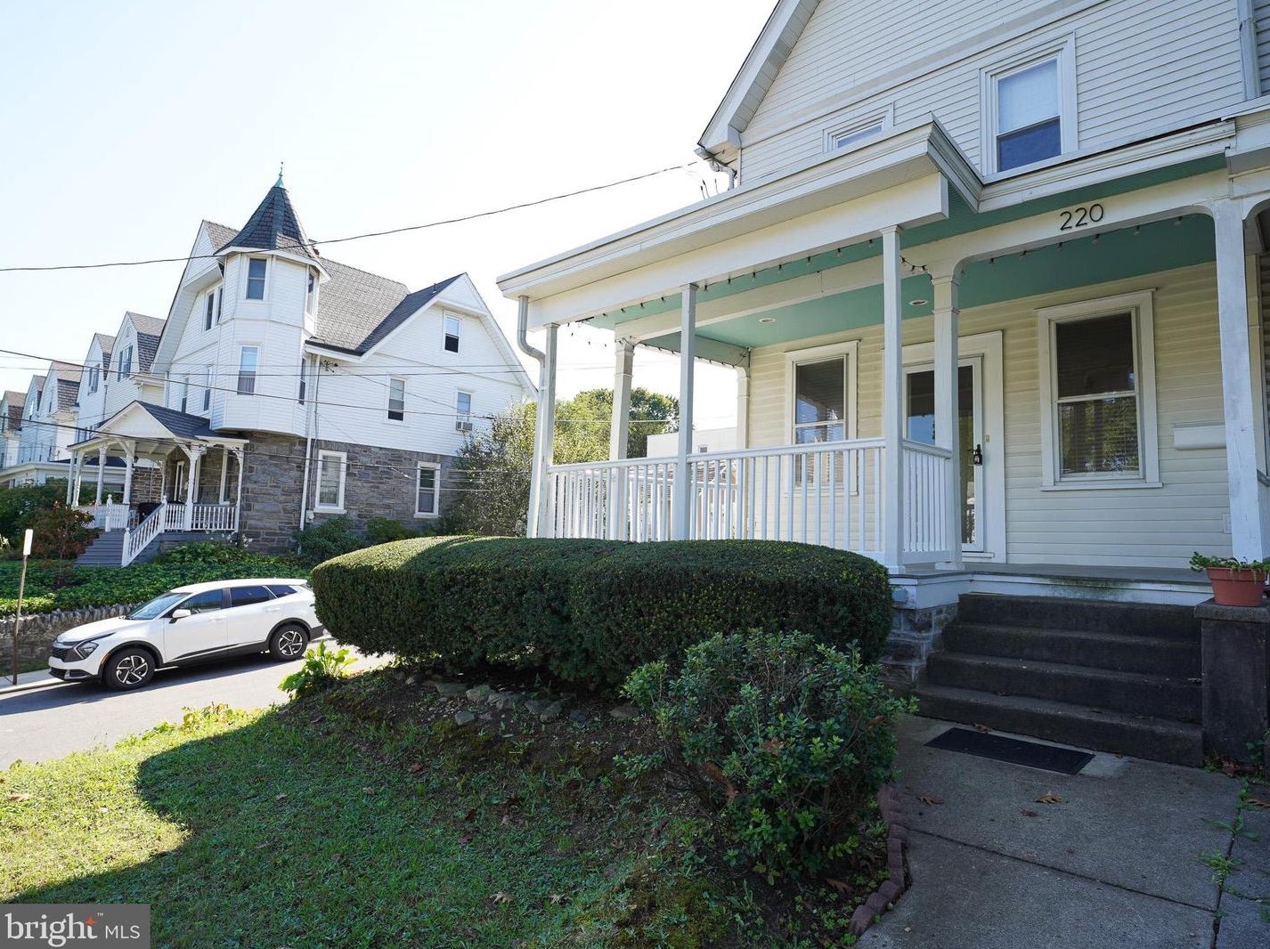 220 Hillside Ave, Meadowbrook, PA 19046-2007