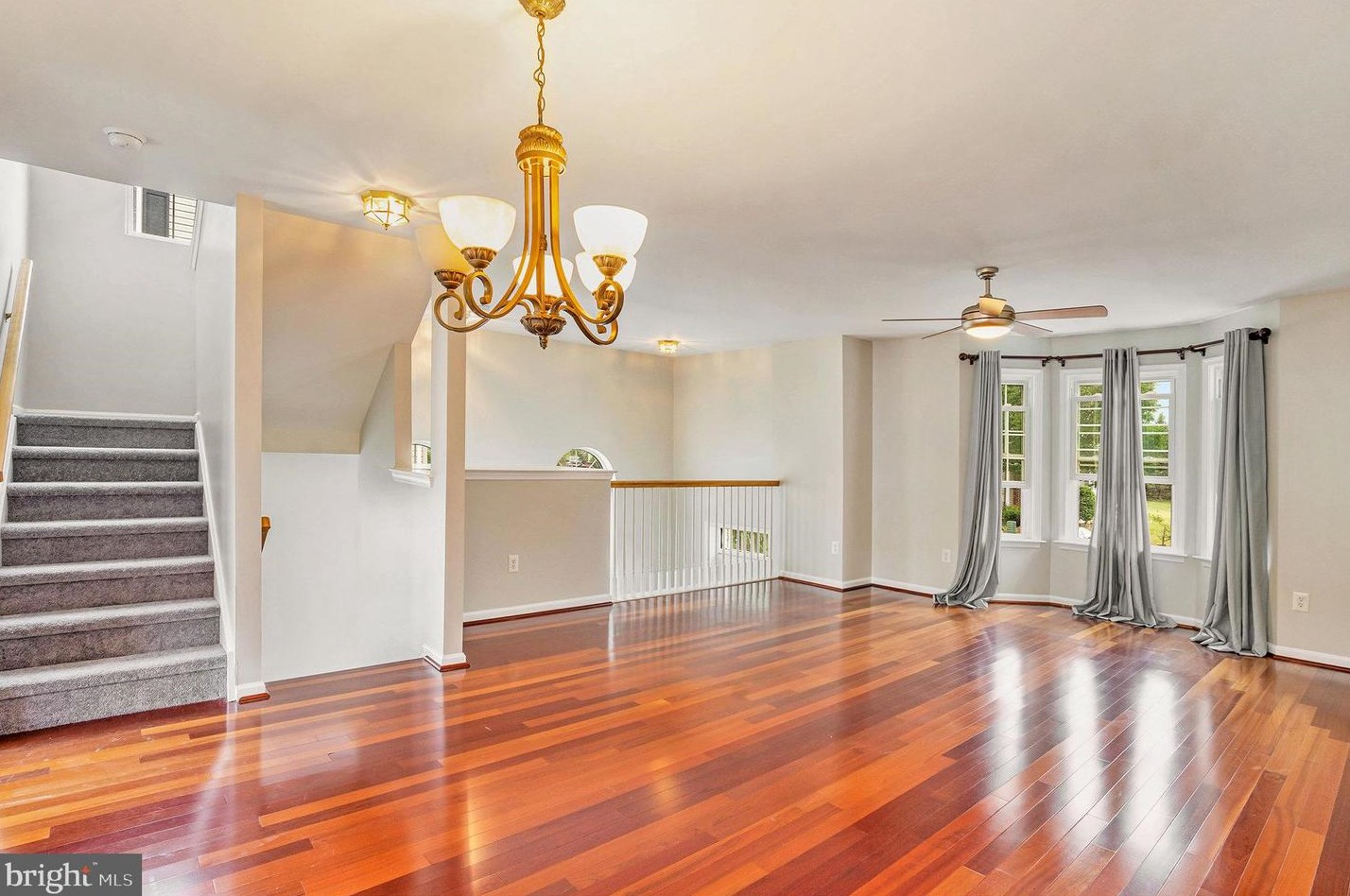 31 Hunt Club Dr, Collegeville, PA 19426