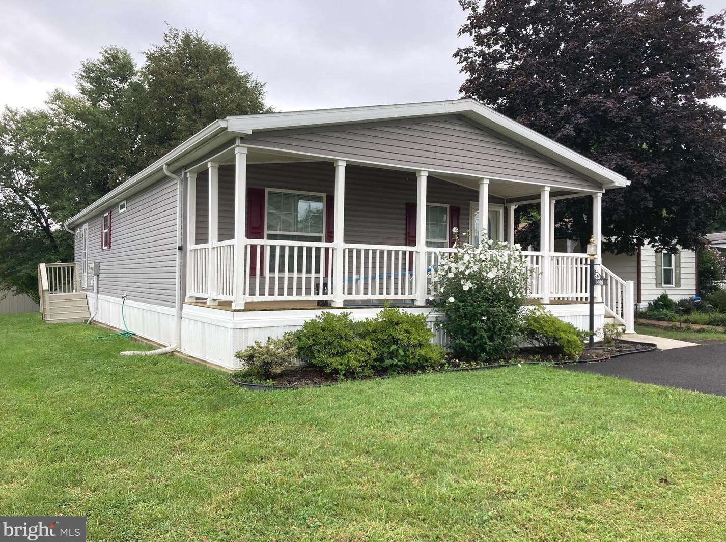 337 Woodstream Way, North Wales, PA 19454-1190