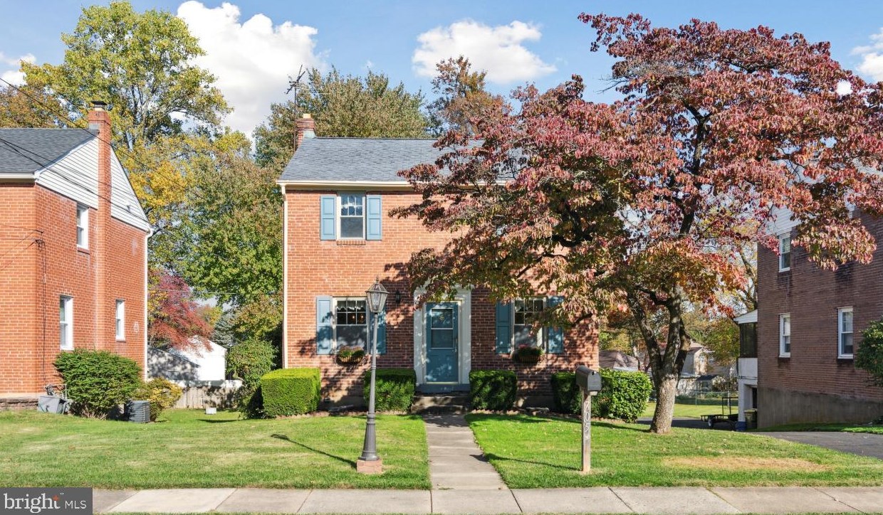 705 Grant Ave, Willow Grove, PA 19090